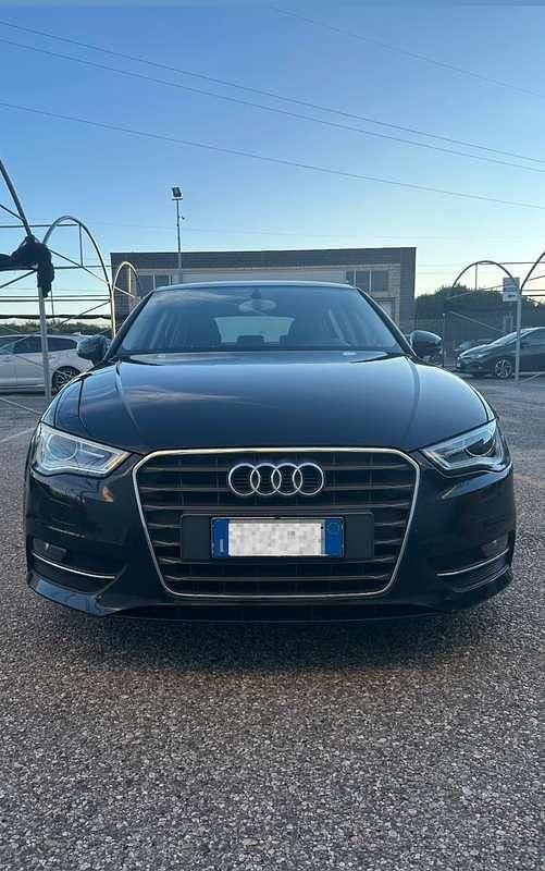 Usata Audi A3 Ambiente 110 CV (80 kW) 2014 Giallo Berlina