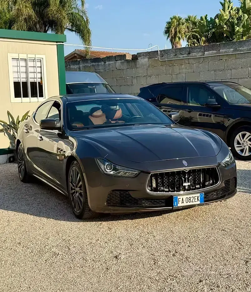 Usata Maserati Ghibli 250 CV (183 kW) 2015 Grigio Berlina