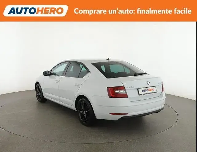 Occasion Skoda Octavia Executive 150 PK (110 kW) 2019 Wit Sedan