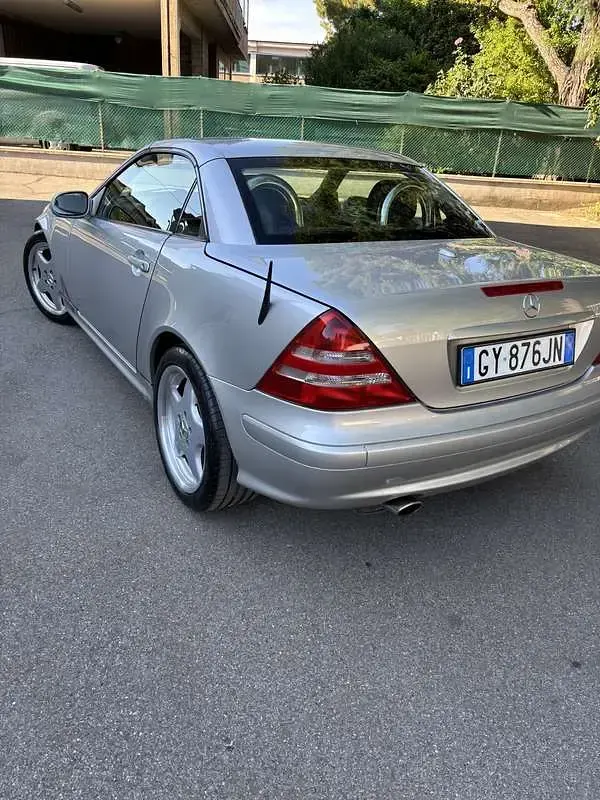 Usata Mercedes SLK320 218 CV (160 kW) 2001 Cabrio