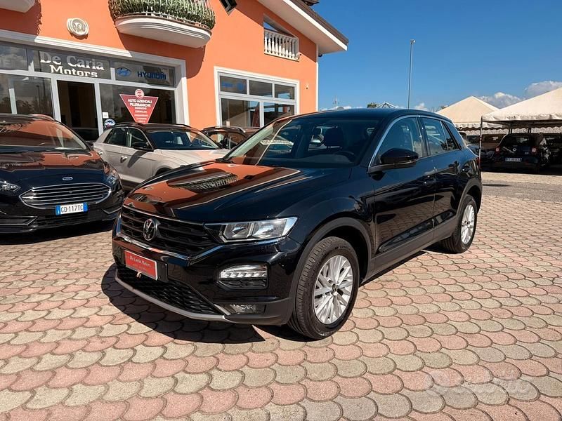 Usata VW T-Roc 116 CV (85 kW) 2021 Nero SUV