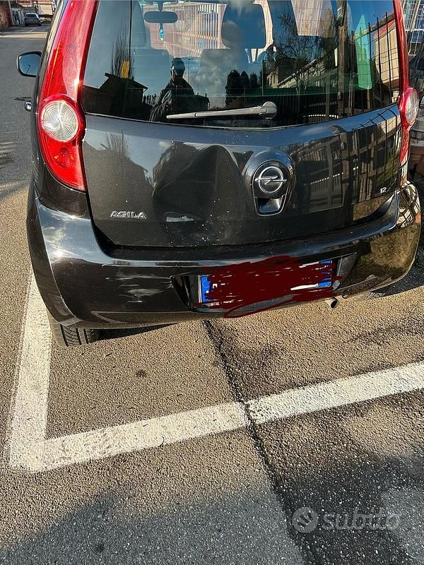 Usata Opel Agila 2008 Nero Utilitaria