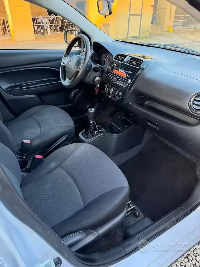 Occasion Mitsubishi Space Star 71 ch (52 kW) 2019 Gris Citadine