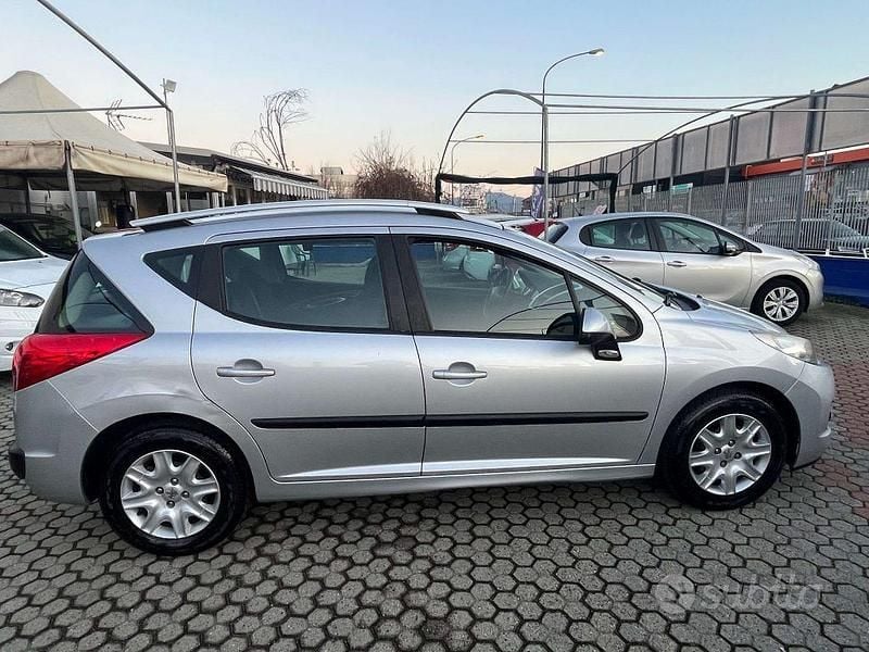 Begagnad Peugeot 207 Access 92 HK (67 kW) 2010 Silver Kombi