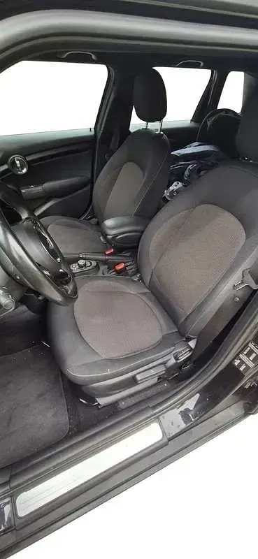 Usata Mini Cooper D 116 CV (85 kW) 2018 Nero Utilitaria