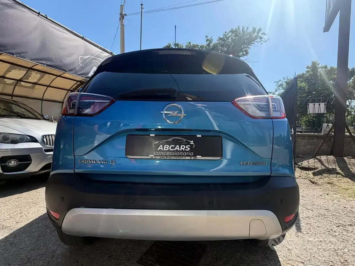 Usata Opel Crossland X Innovation 99 CV (72 kW) 2018 Blu SUV