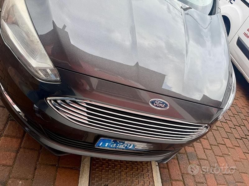 Usata Ford C-MAX Titanium 120 CV (88 kW) 2017 Grigio Monovolume