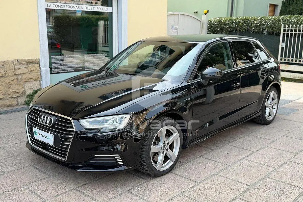 Usata Audi A3 Sportback Sport 150 CV (110 kW) 2017 Nero Utilitaria