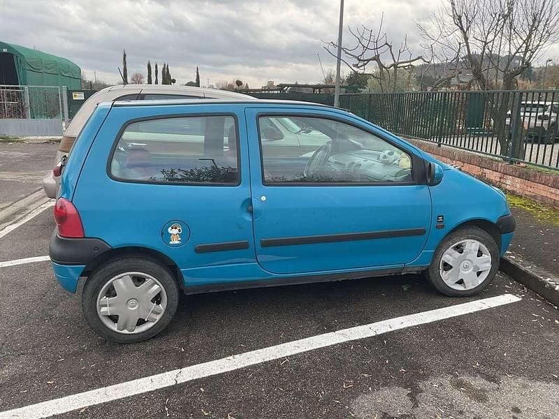 Usata Renault Twingo Expression 58 CV (42 kW) 2004 Blu/azzurro Utilitaria