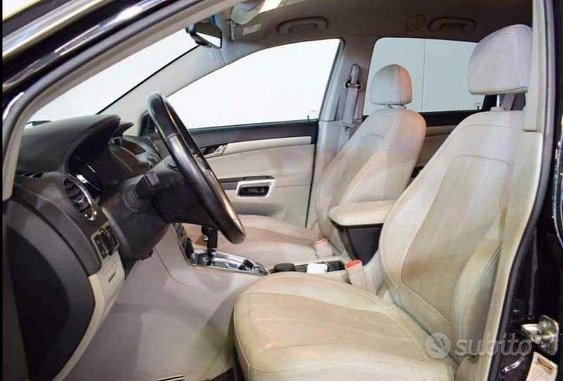 Usata Opel Antara Edition 184 CV (135 kW) 2012 Nero SUV