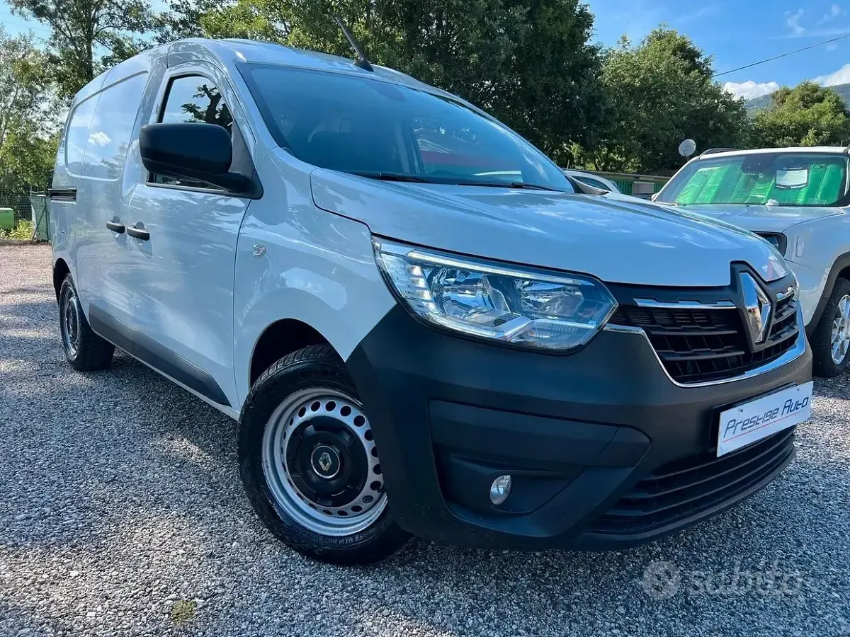 Usata Renault Express 75 CV (55 kW) 2023 Bianco Monovolume