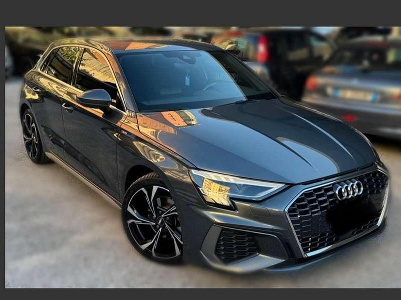 Usata Audi A3 S-Line 150 CV (110 kW) 2024 Grigio Berlina