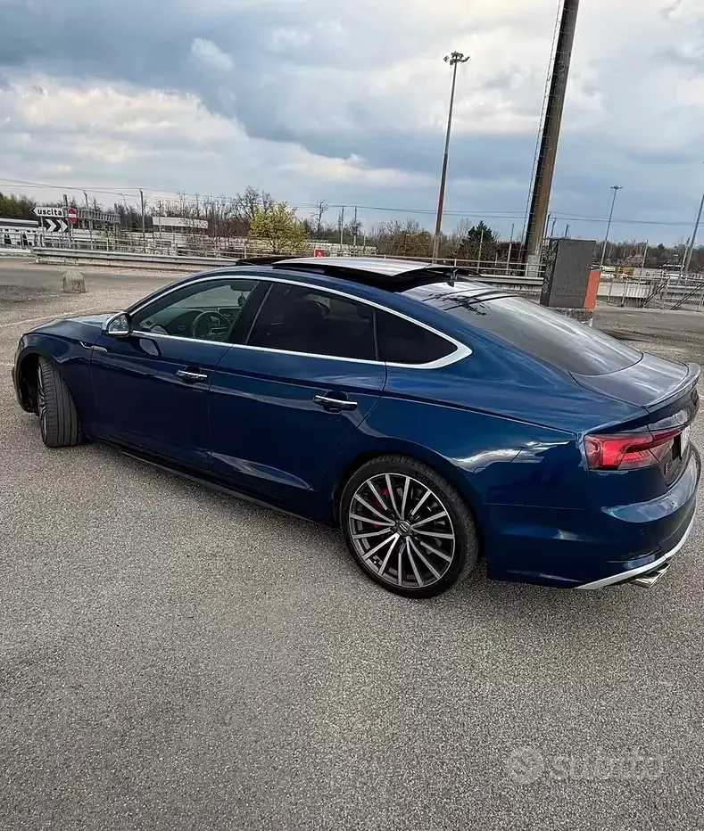 Usata Audi A5 272 CV (200 kW) 2019 Bluazzurro Coupé