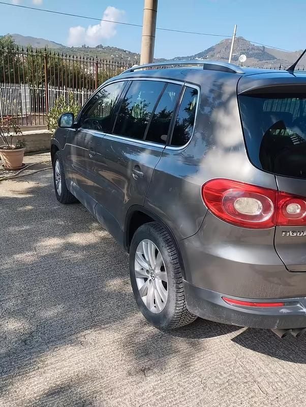 Usata VW Tiguan 2010 Grigio SUV
