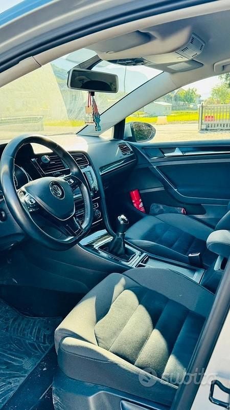 Usata VW Golf VII 110 CV (80 kW) 2013 Grigio Berlina