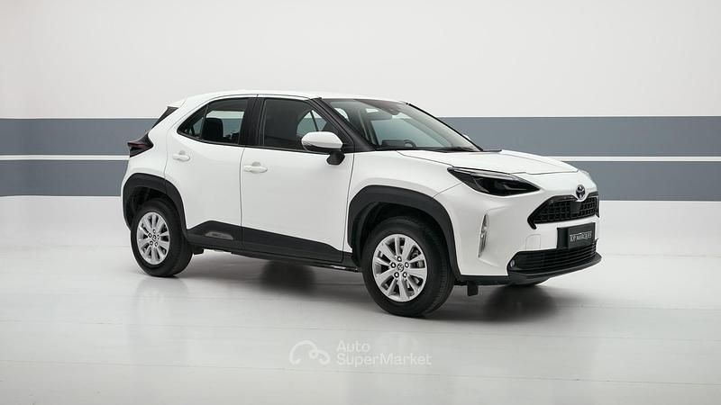 Usata Toyota Yaris Cross Active 92 CV (67 kW) 2022 Bianco SUV