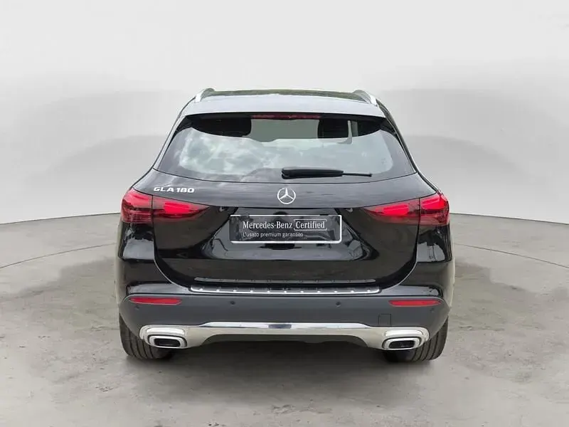 Usata Mercedes GLA180 Advanced Plus 136 CV (100 kW) 2023 Nero SUV