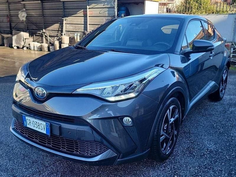 Grigio Usata 2023 Toyota C-HR Trend SUV | 22.500 € (Super prezzo) - Immagine 1/4