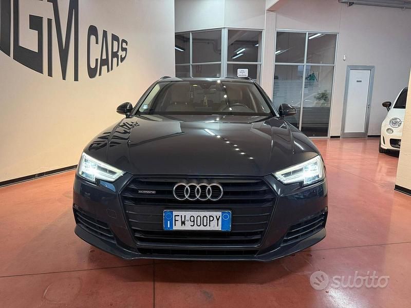 Usata Audi A4 190 CV (139 kW) 2019 Grigio Station wagon