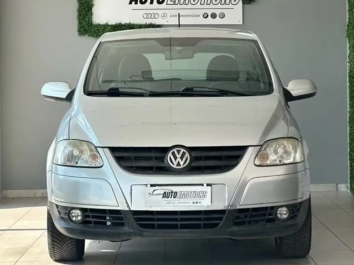 Usata VW Fox 60 CV (44 kW) 2011 Argento Utilitaria
