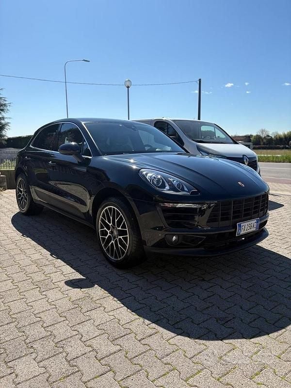 Usata Porsche Macan 258 CV (189 kW) 2017 Nero SUV