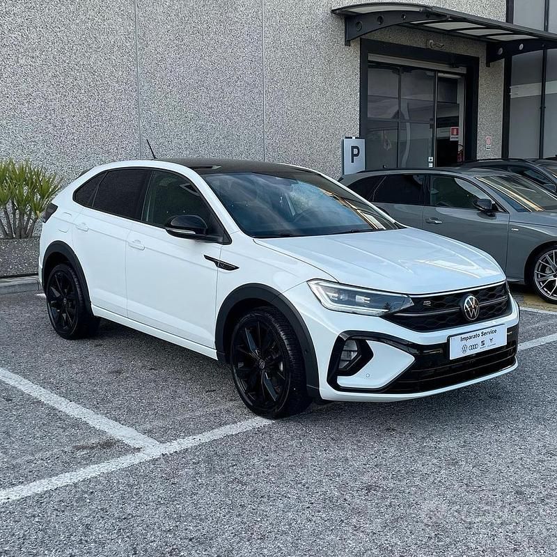 Usata VW Taigo R-line 150 CV (110 kW) 2023 Bianco SUV