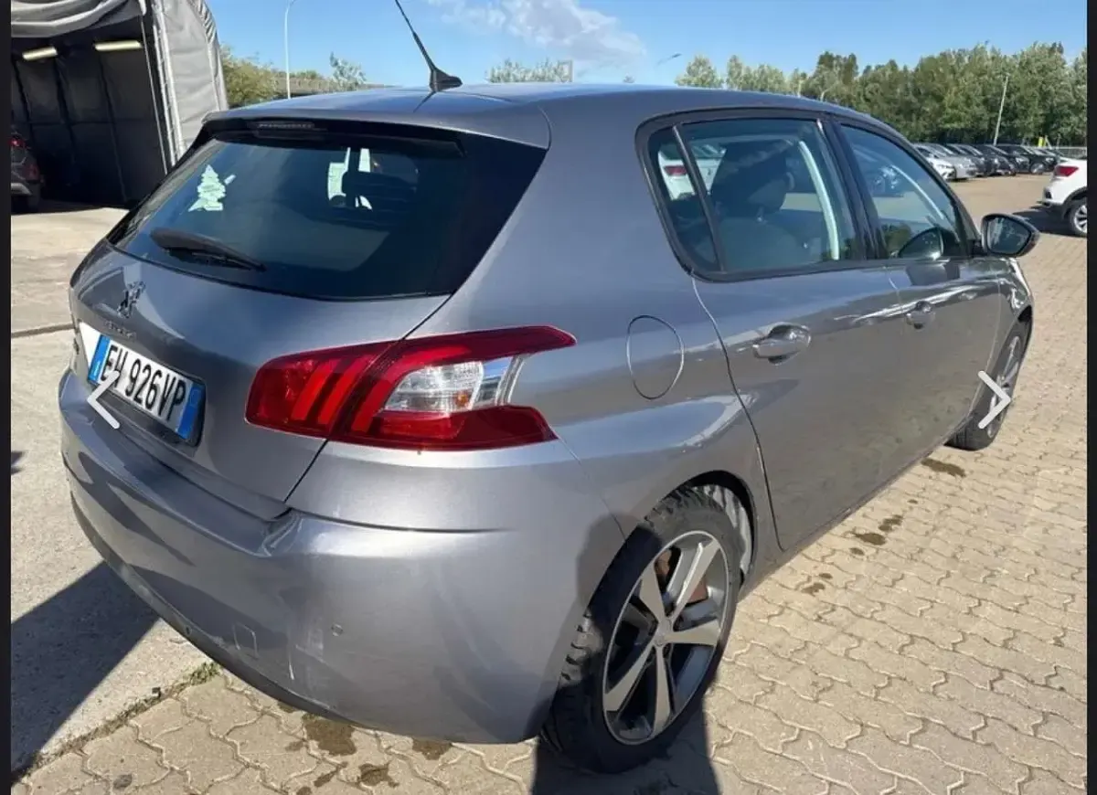 Usata Peugeot 308 Allure 116 CV (85 kW) 2014 Grigio Berlina