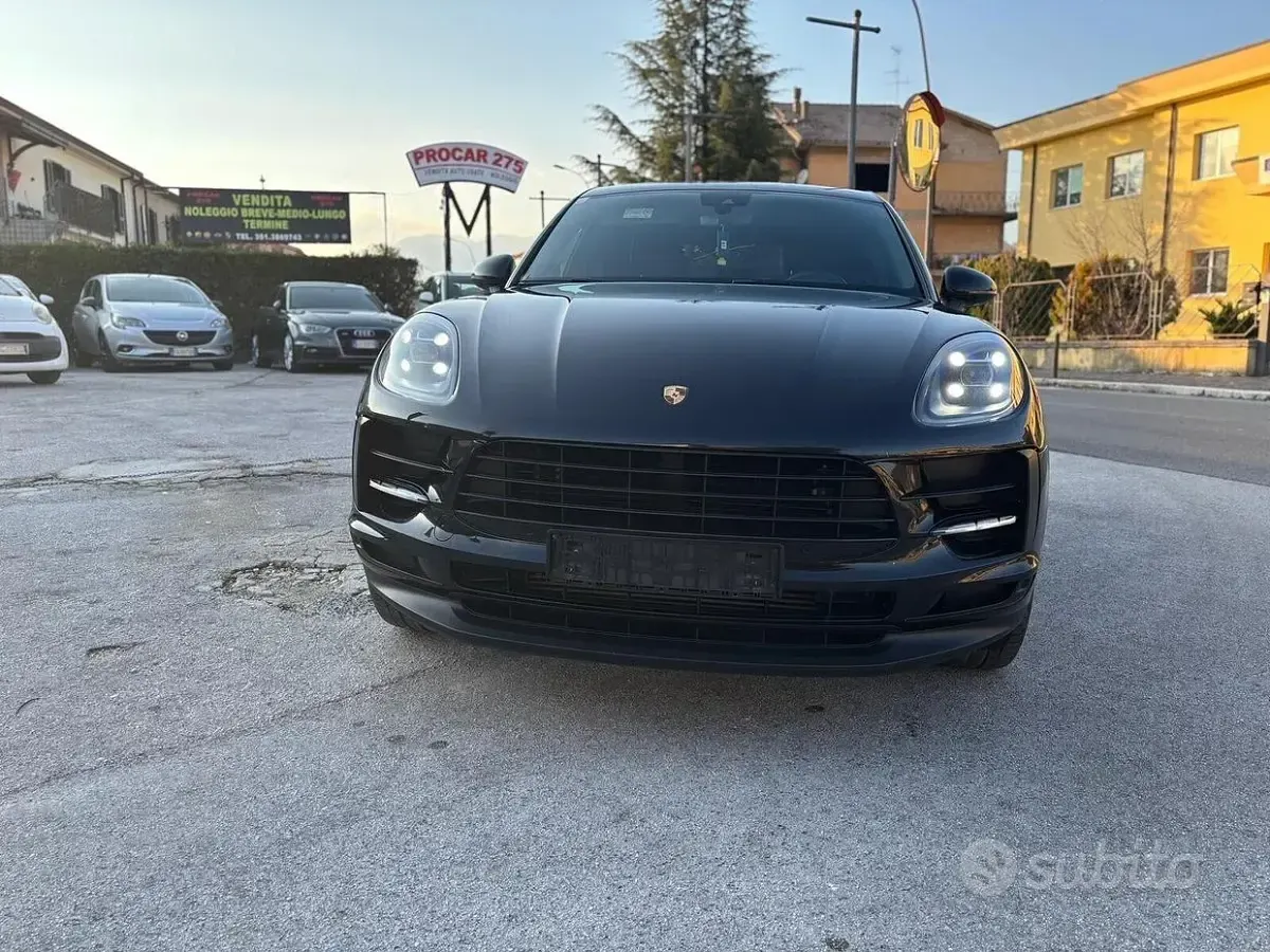 Usata Porsche Macan 245 CV (180 kW) 2020 Nero SUV