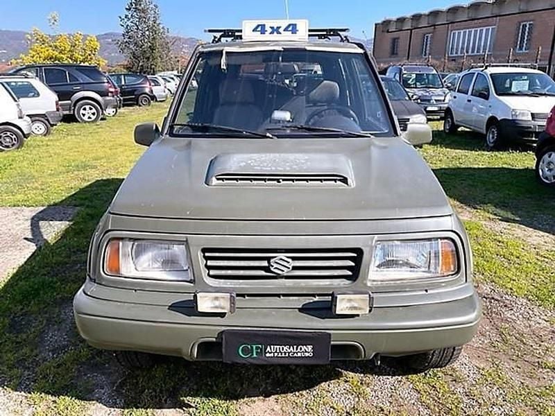 Usata Suzuki Vitara 75 CV (55 kW) 1997 Verde SUV