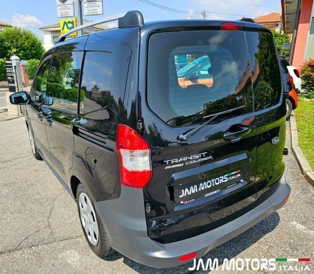 Usata Ford Transit 101 CV (74 kW) 2019 Nero metallizzato Station wagon