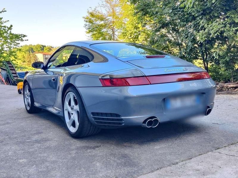 Usata Porsche 996 345 CV (253 kW) 2002 Grigio Coupé