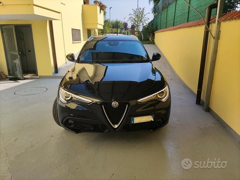 Usata Alfa Romeo Stelvio 210 CV (154 kW) 2019 Nero SUV