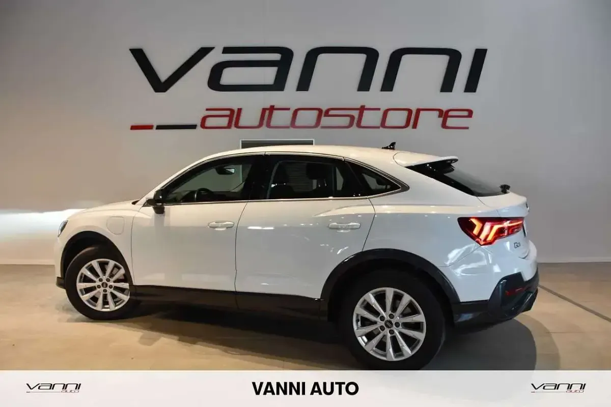 Usata Audi Q3 Sportback Business Plus 150 CV (110 kW) 2022 Bianco SUV