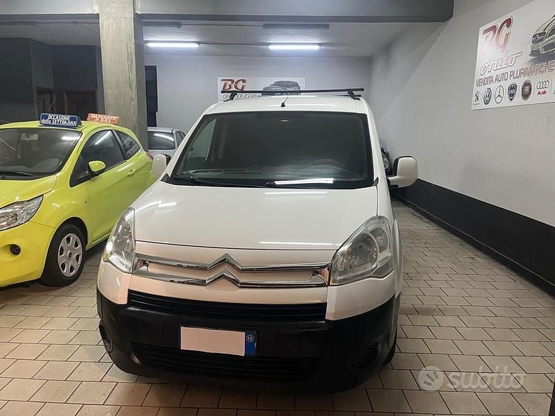 Bianco Usata 2010 Citroën Berlingo Monovolume | 3999 € (Super prezzo) - Immagine 1/4