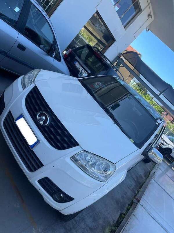 Usata Great Wall Steed 5 139 CV (102 kW) 2015 Bianco SUV