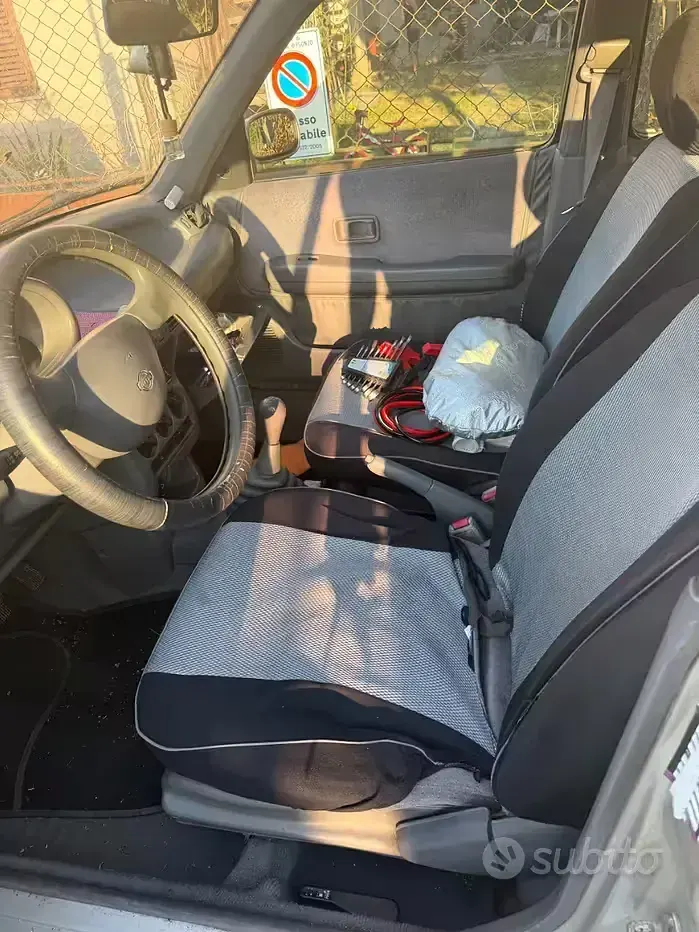 Usata Nissan Micra 1993 Grigio Utilitaria