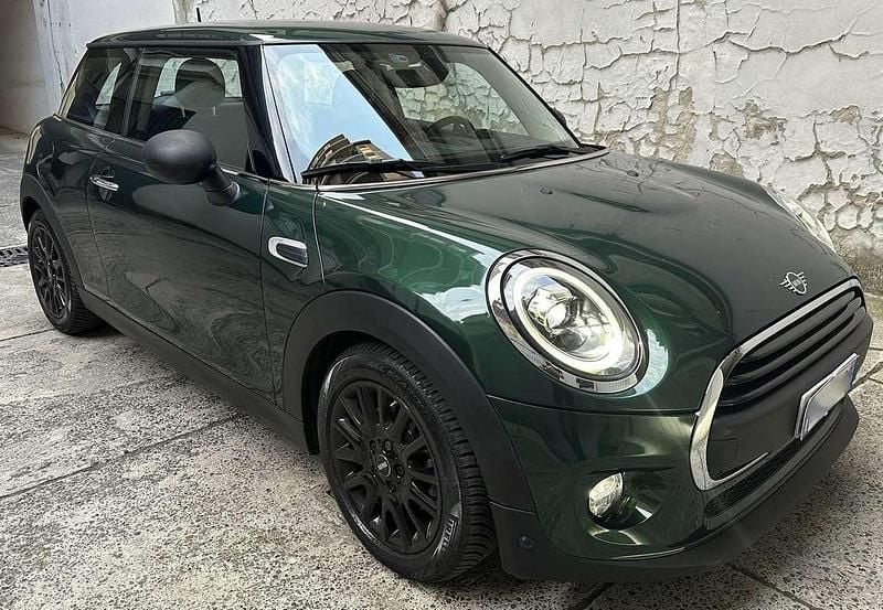 Usata Mini ONE 102 CV (75 kW) 2018 Verde Utilitaria