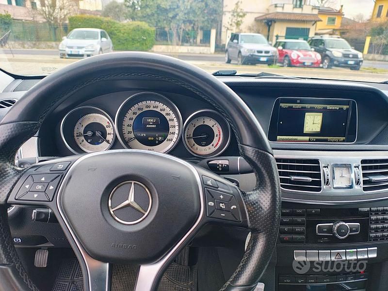 Gebraucht Mercedes E250 Executive 204 PS (150 kW) 2015 Weiß Kombi