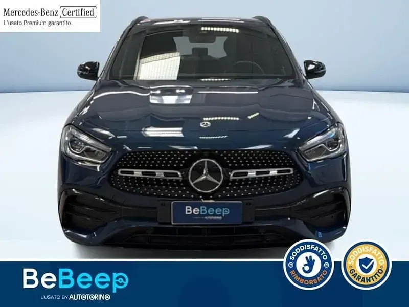 Usata Mercedes GLA200 Premium 150 CV (110 kW) 2023 Blu metallizzato SUV
