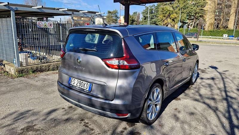 Usata Renault Grand Scénic IV 110 CV (80 kW) 2018 Argento Monovolume