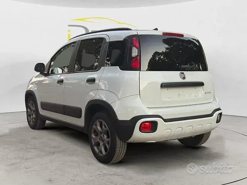 Usata Fiat Panda Cross Cross 70 CV (51 kW) 2022 Bianco Utilitaria