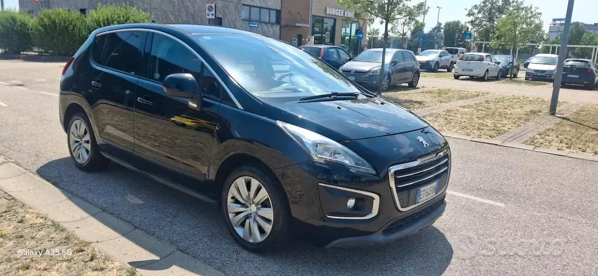 Usata Peugeot 3008 115 CV (84 kW) 2014 Nero Station wagon