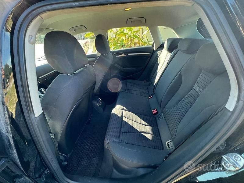 Gebraucht Audi A3 Sport 116 PS (85 kW) 2016 Schwarz Kombi