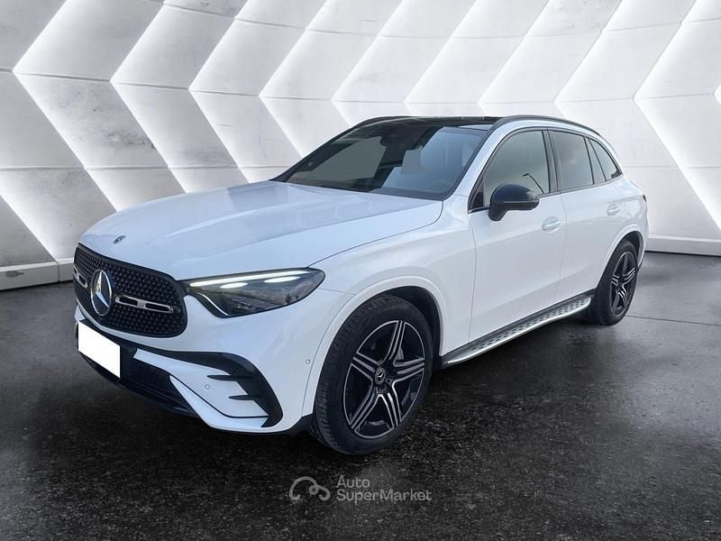 Usata Mercedes GLC220 AMG Line Premium Plus 197 CV (144 kW) 2023 Bianco SUV