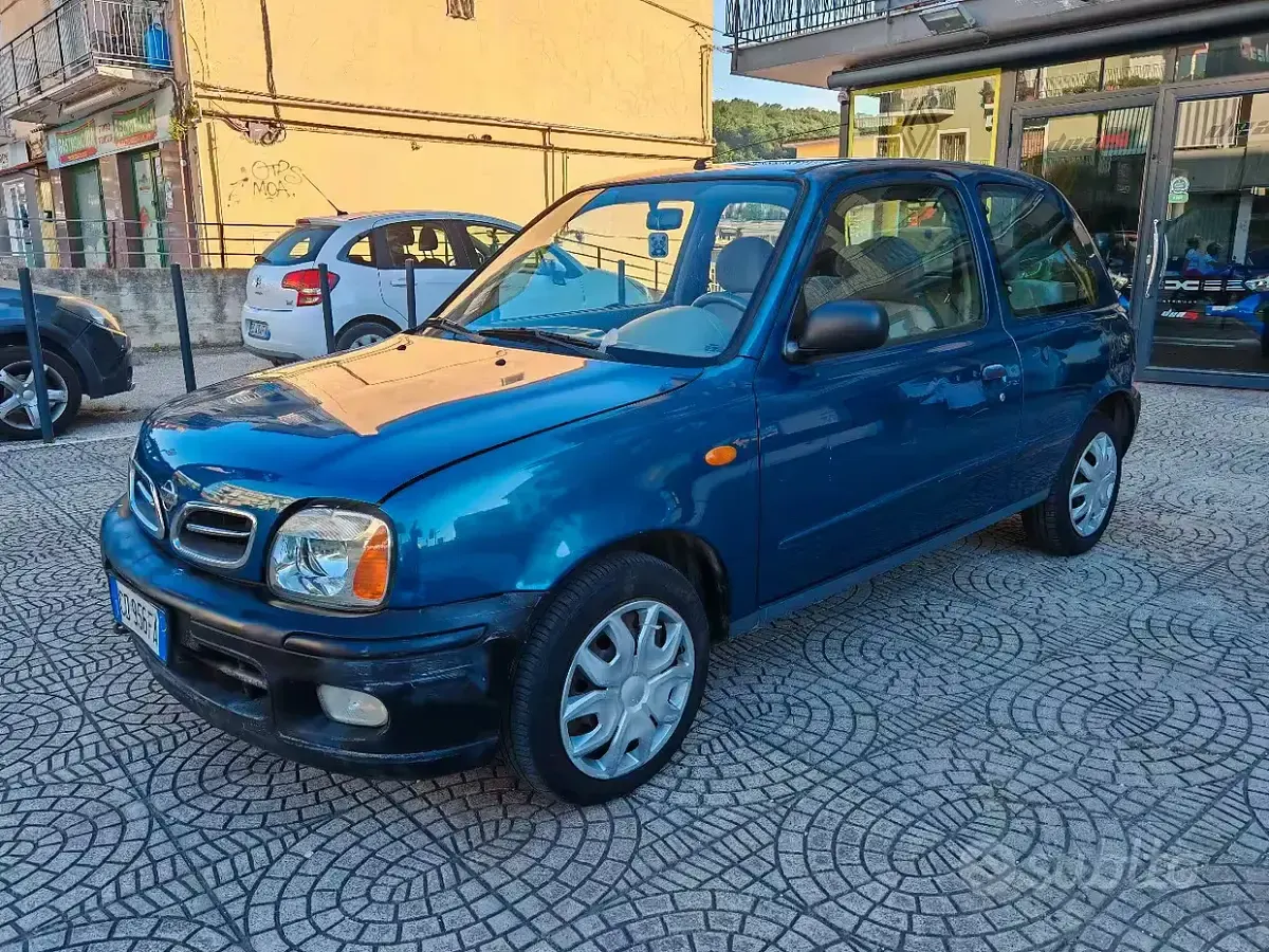 Usata Nissan Micra 82 CV (60 kW) 2002 Bluazzurro Utilitaria