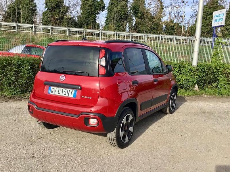 Usata Fiat Panda Cross Cross 71 CV (52 kW) 2024 Rosso Utilitaria