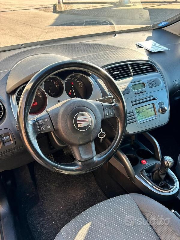 Usata Seat Altea 102 CV (75 kW) 2007 Monovolume