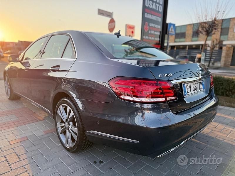 Usata Mercedes E350 Premium 252 CV (185 kW) 2014 Grigio Berlina