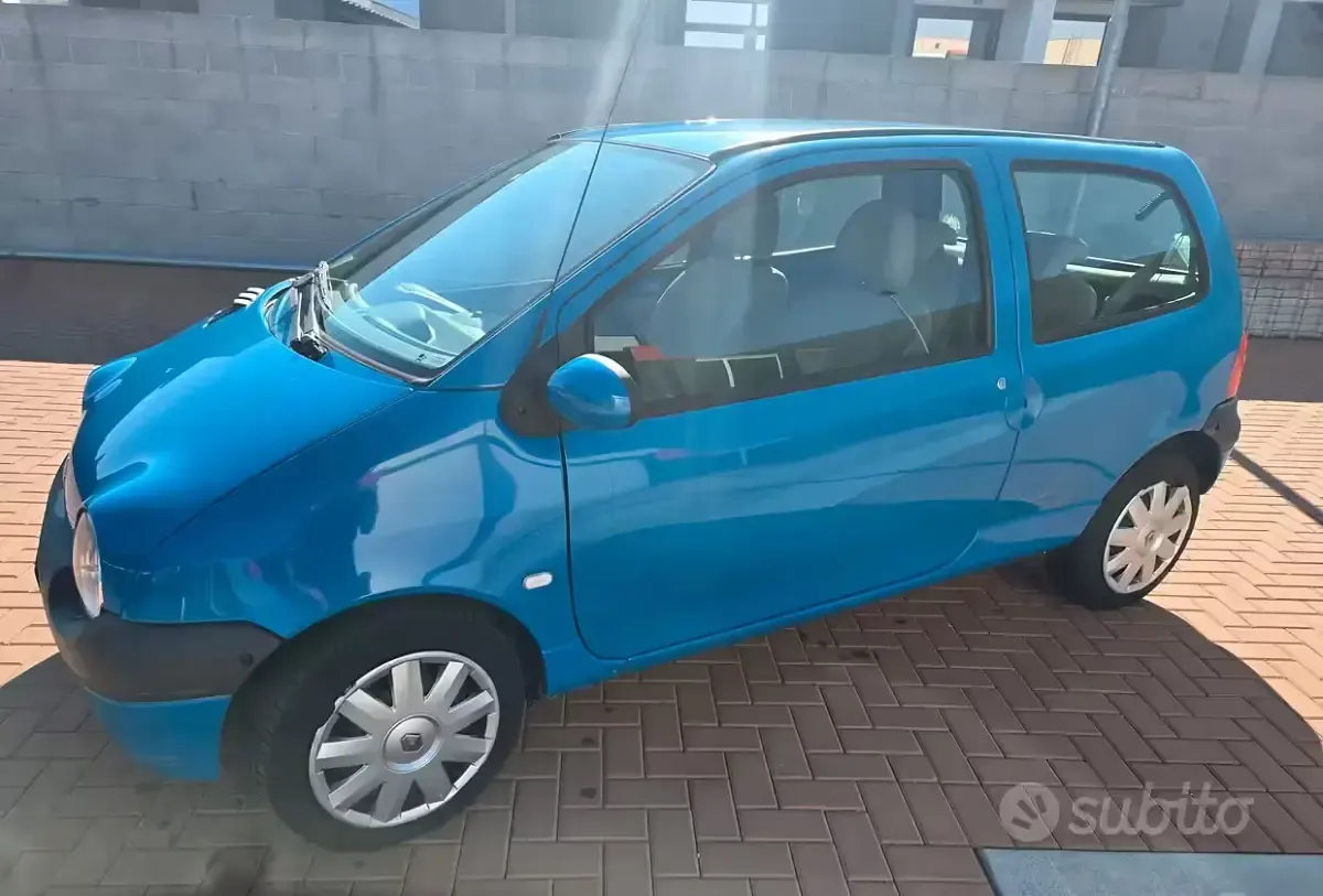 Usata Renault Twingo 75 CV (55 kW) 2003 Blu Utilitaria