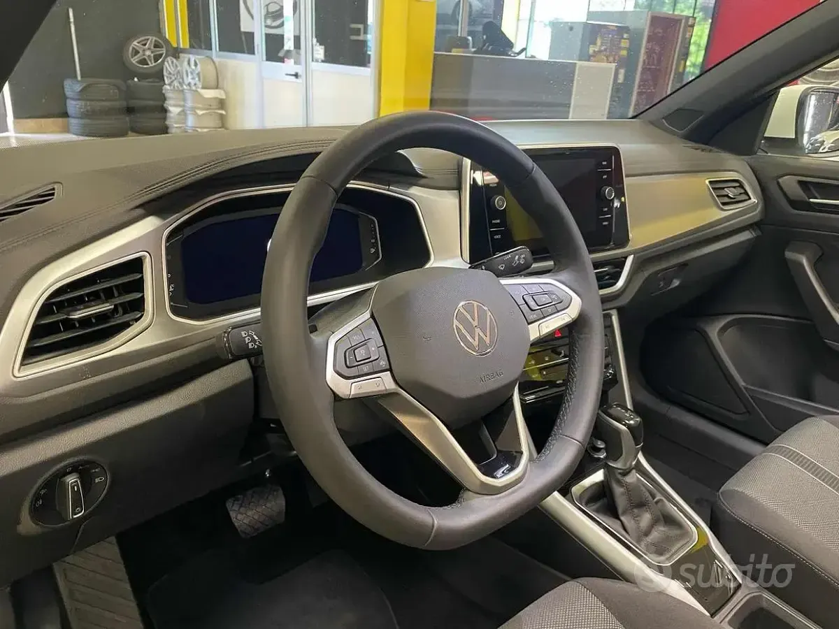 Nuova VW T-Roc Cabriolet 150 CV (110 kW) 2026 Bianco Cabrio